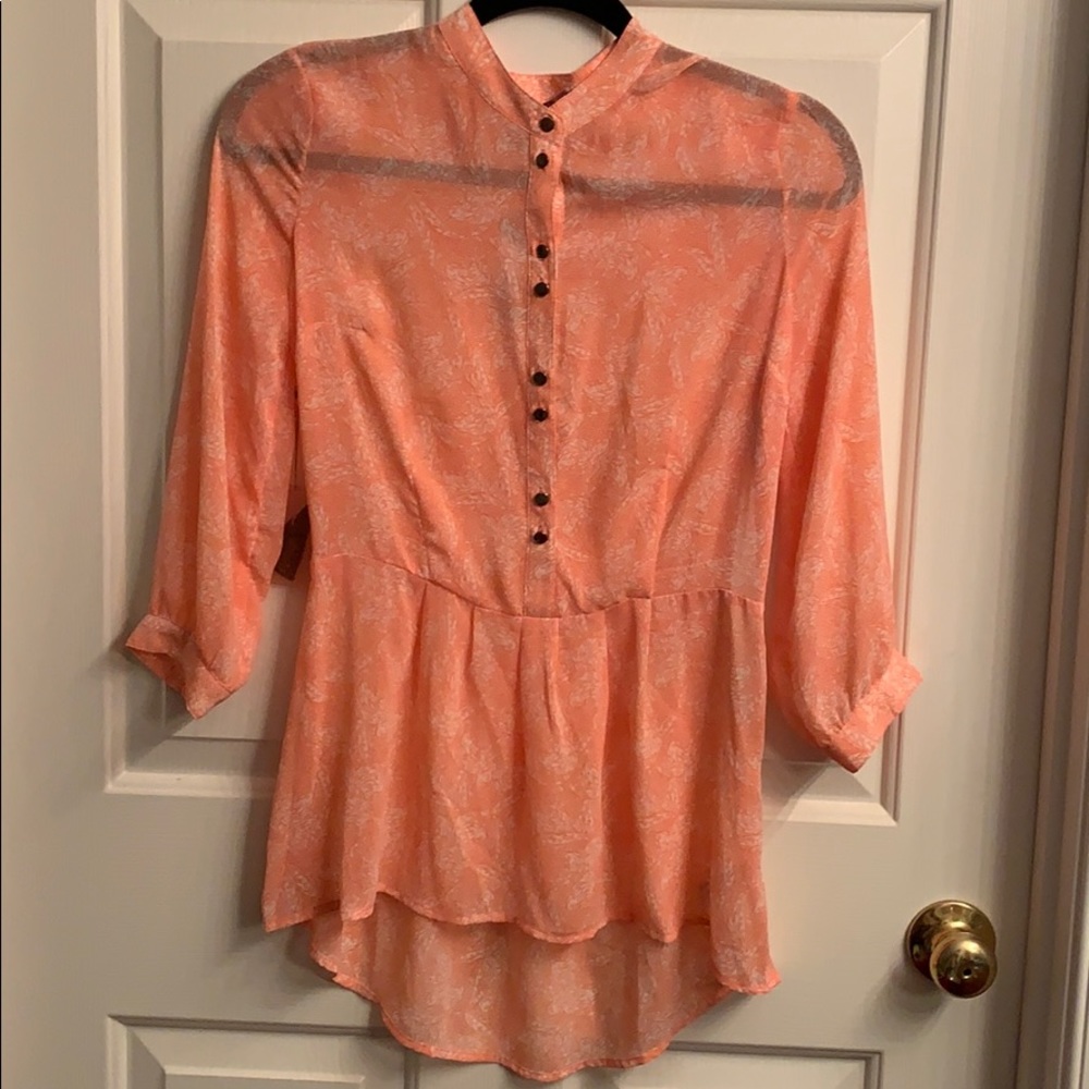 🌸Feminine 3/4 sleeve buttoned blouse🌸